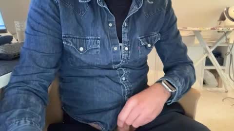 wet_adidasboy online show from October 20, 7:56 am