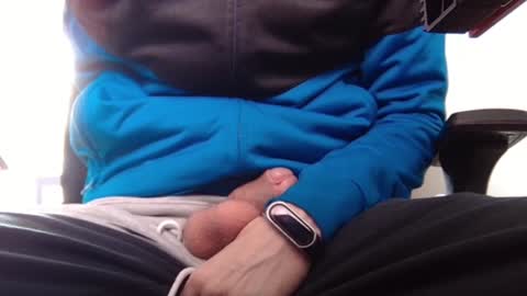 Snapshot of wetbigdickstream chatting on January 12, 12:23 pm Wetbigdickstream online show from January 12, 12:23 pm