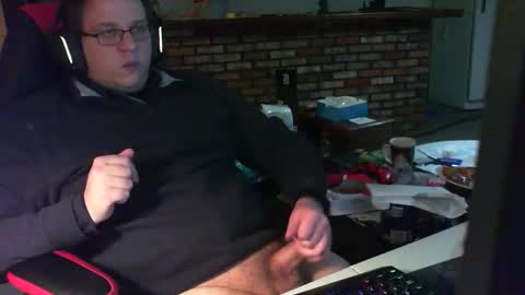 whateverdude555 online show from February 24, 11:05 pm