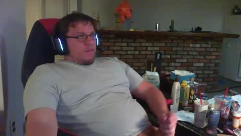 whateverdude555 online show from October 14, 10:39 pm