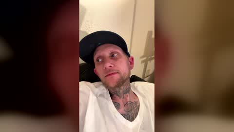 whiteboyosama online show from March 2, 6:36 am