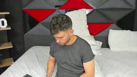 Dylan white online show from March 4, 6:18 pm