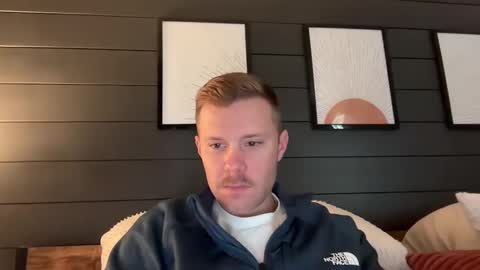 whoops1017 online show from December 17, 2:22 pm