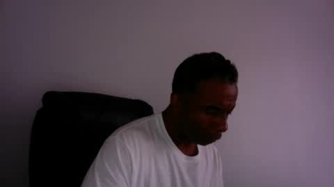wildnight007 online show from June 18, 2:46 am