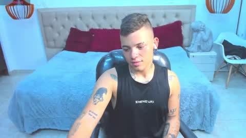 wild online show from February 6, 3:47 am