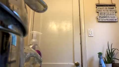 wildwildweed online show from October 28, 12:07 pm