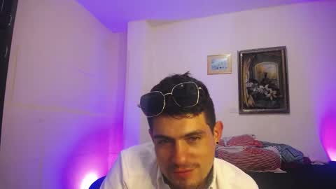 william_steel_ online show from December 20, 2:51 am