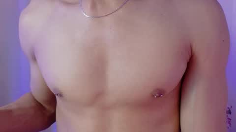 willy_veins online show from December 4, 9:44 pm