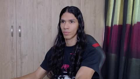 willy_veins online show from March 28, 7:03 pm