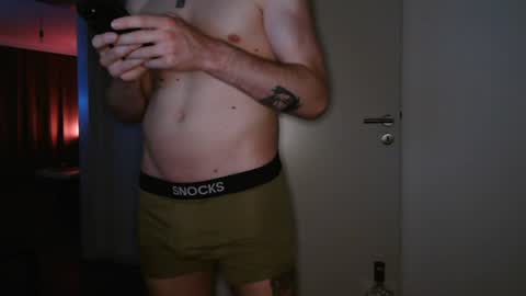 wolf021221 online show from August 9, 8:36 pm