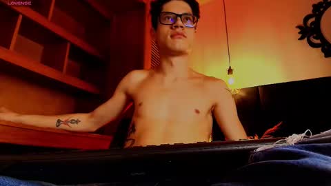  W O L F  online show from October 30, 11:55 am