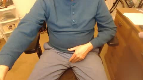 wolfie0717 online show from February 11, 2:35 am