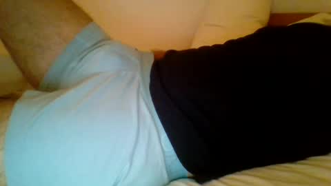 wolfylatinoplayfull online show from August 10, 12:16 am
