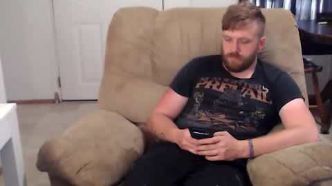 Woodmaster96 online show from April 15, 5:46 pm