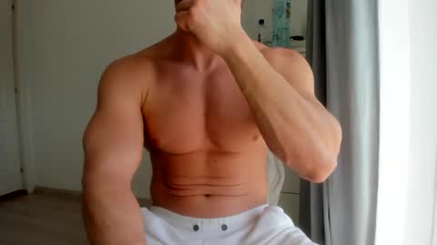 Snapshot of woolfiie chatting on March 8, 11:44 am Wolfie online show from March 8, 11:44 am