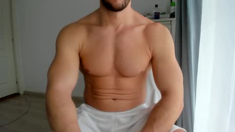 Snapshot of woolfiie chatting on January 31, 9:05 am Wolfie online show from January 31, 9:05 am