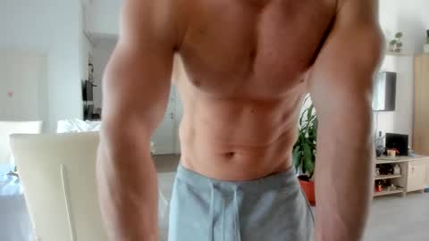 Snapshot of woolfiie chatting on February 14, 10:07 am Wolfie online show from February 14, 10:07 am