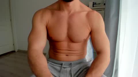 Snapshot of woolfiie chatting on January 15, 10:17 am Wolfie online show from January 15, 10:17 am