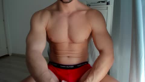 Snapshot of woolfiie chatting on March 5, 9:27 am Wolfie online show from March 5, 9:27 am