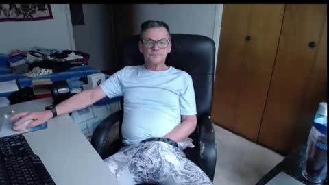 Large one  online show from March 29, 1:22 pm