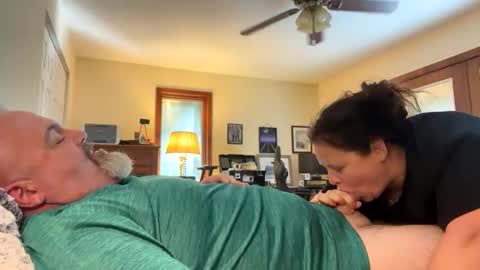 DaddynDom online show from October 23, 4:21 pm