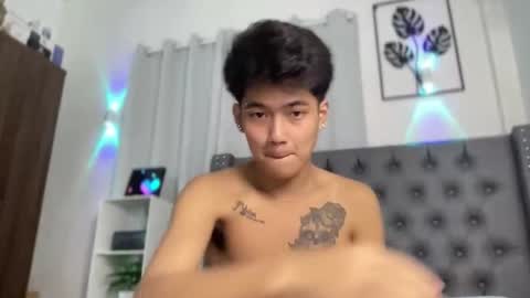 Prince Aldrian  online show from March 15, 11:00 pm