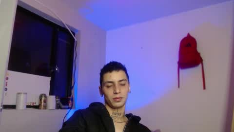xalejo_max online show from October 31, 7:39 pm