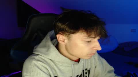 Snapshot of xandiigmusik chatting on November 2, 4:17 am rx4per online show from November 2, 4:17 am