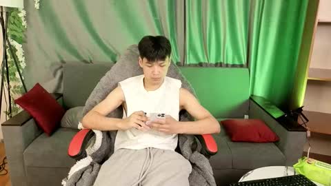 Elvin online show from February 15, 1:52 pm