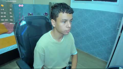 xavier fox   online show from November 5, 12:29 pm