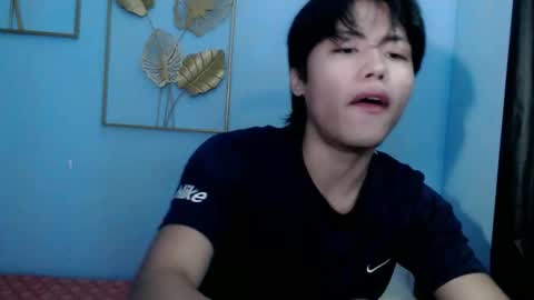 xcharls08 online show from May 19, 6:41 am