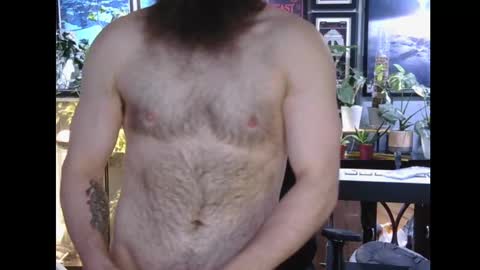 xiisil online show from November 3, 5:59 pm