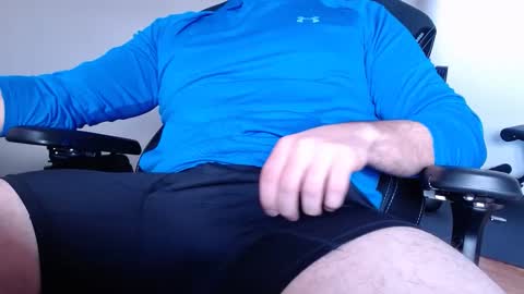 Italian Sausage online show from February 17, 6:15 pm