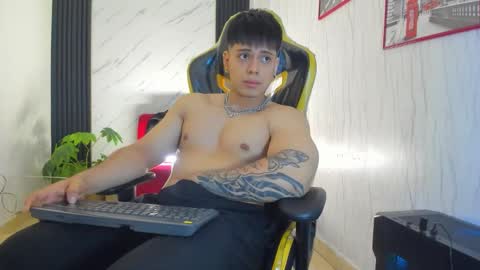      online show from November 7, 12:19 pm