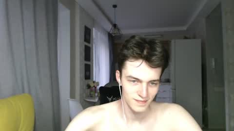 traqqq online show from July 28, 4:39 pm