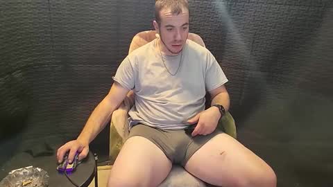 xxScubaStevexx online show from December 23, 10:57 am