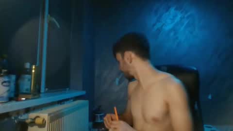 xxxdonpuiuuxxx online show from January 14, 7:53 pm