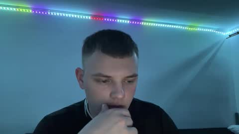 Leo online show from March 22, 8:36 pm