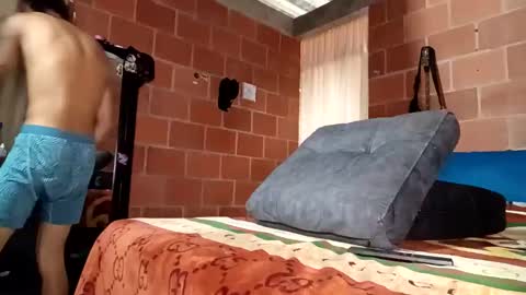 Yajz online show from April 20, 3:36 pm