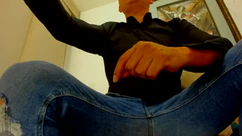 yasir_cock25cm online show from July 7, 7:45 am