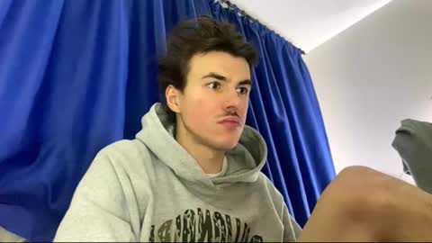 yayay333 online show from February 19, 6:37 pm