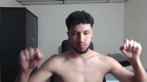 yeff online show from December 5, 1:56 am