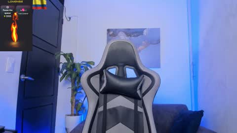 YEIKO ROMERO online show from November 1, 10:14 pm