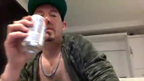 yesplesae online show from December 3, 1:21 pm