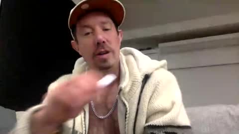 yesplesae online show from February 3, 8:24 am