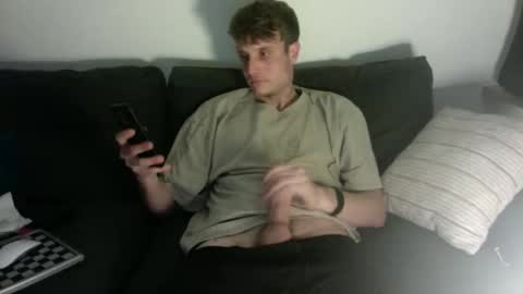 Snapshot of yinkzbr2 chatting on October 4, 7:08 pm yinkzbr2 online show from October 4, 7:08 pm