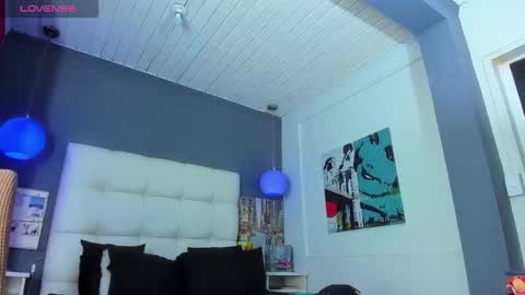 Yiyo online show from February 18, 5:16 am