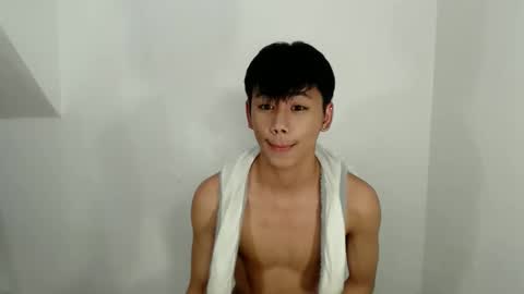 ynotyu online show from January 18, 9:39 pm