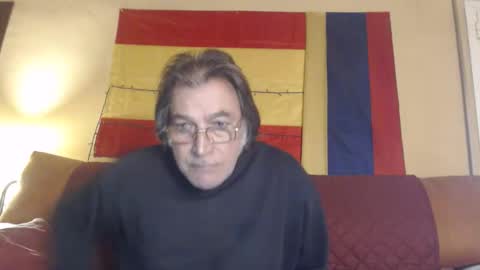 yosep online show from February 25, 11:44 am