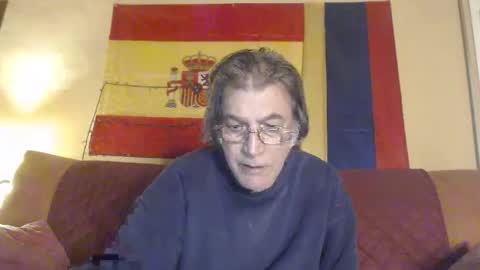 yosep online show from March 22, 3:39 pm